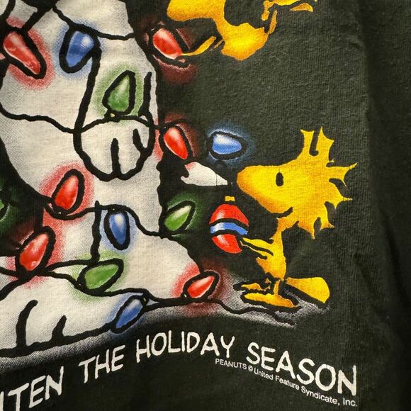 Snoopy Green T Shirt Christmas Lights Peanuts Gang Heavy Cotton Mens L Relaxed - Picture 8 of 15
